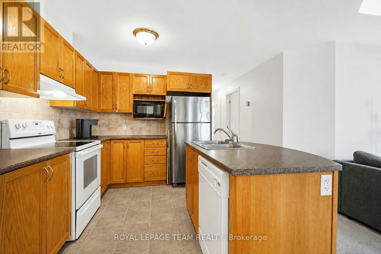 6-200 Paseo Private, Ottawa, ON, K2G 4N7 - 7
