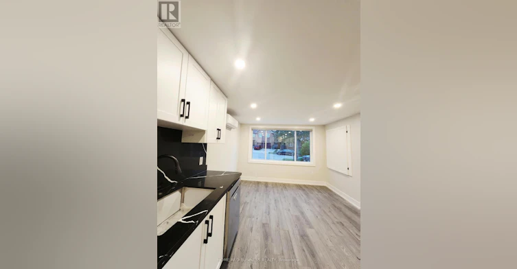 UPPER-5651 Turney Drive, Mississauga, ON, L5M 1A1 - 8