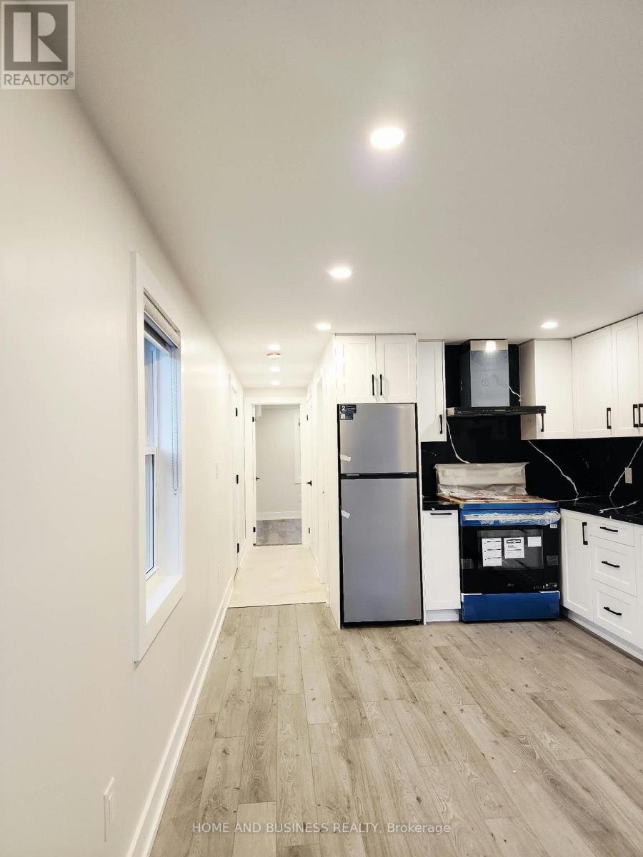 UPPER-5651 Turney Drive, Mississauga, ON, L5M 1A1 - 5