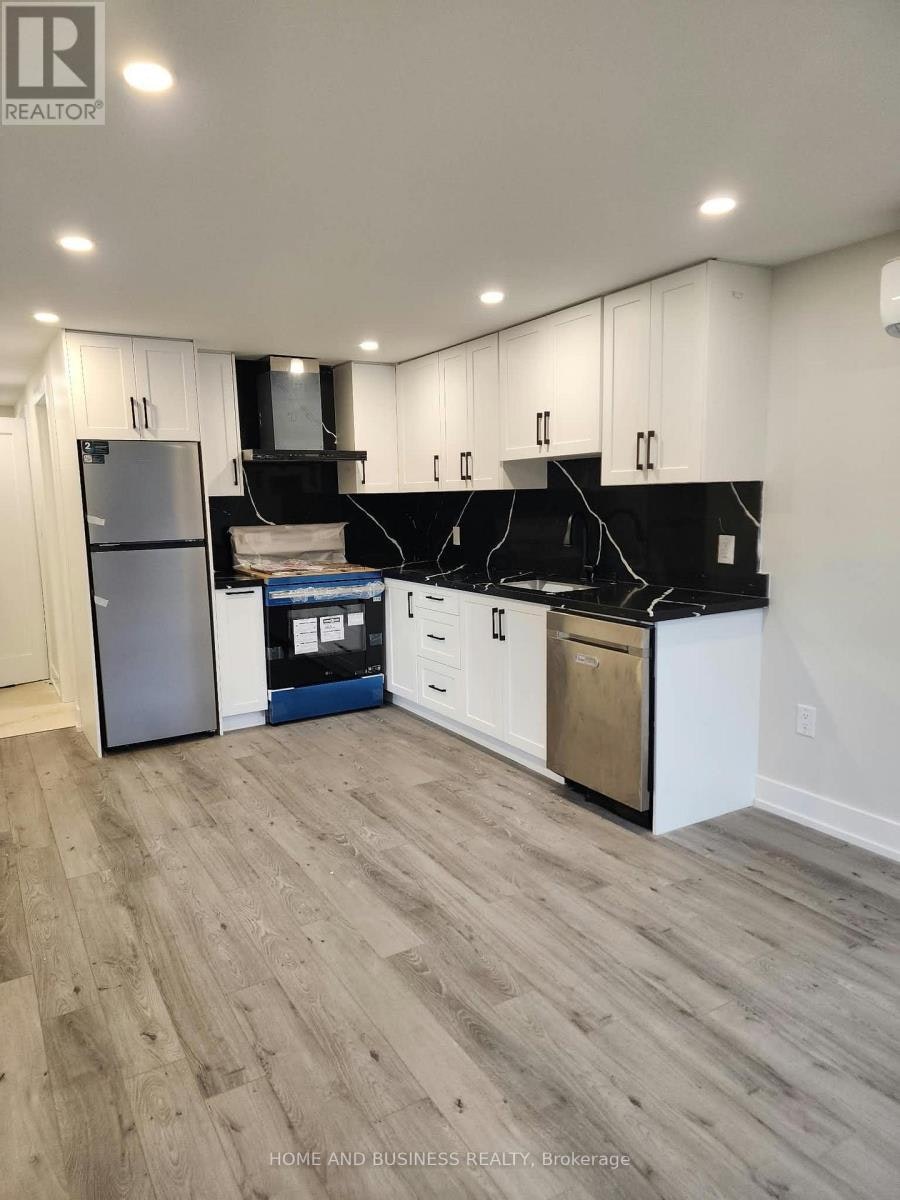 UPPER-5651 Turney Drive, Mississauga, ON, L5M 1A1 - 10
