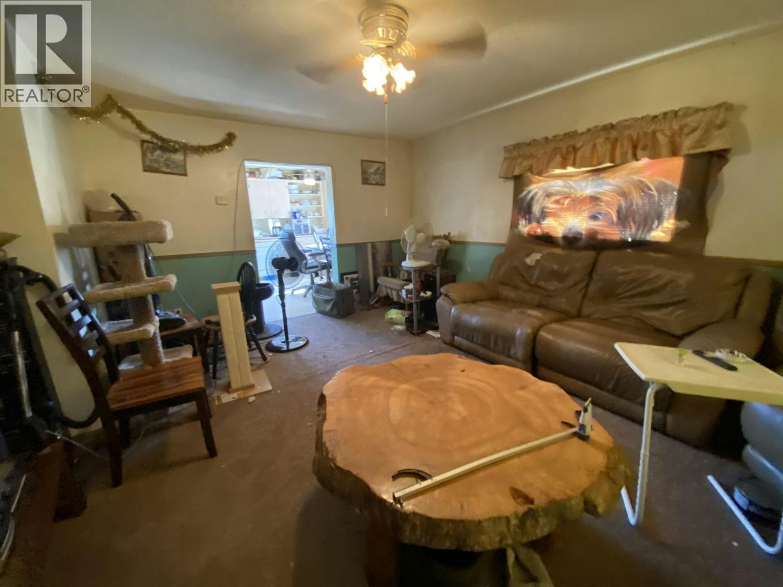 2710 Hall Street - 3