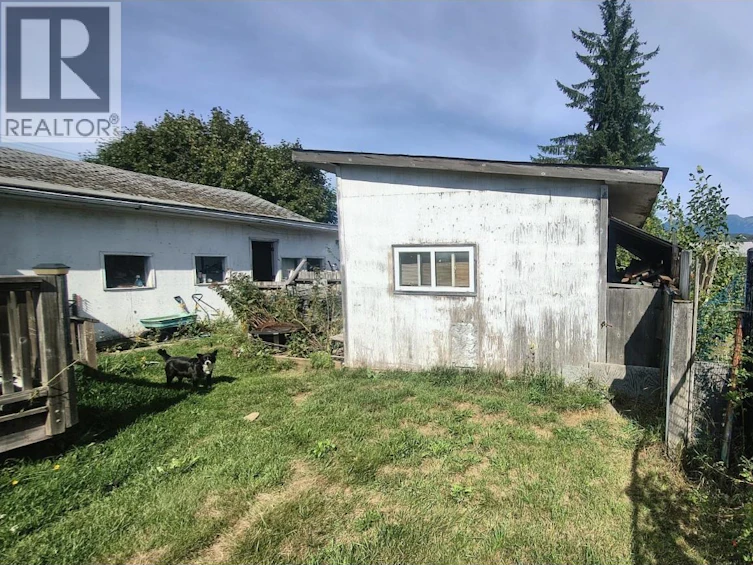2710 Hall Street, Terrace, BC, V8G 2R7 - 14