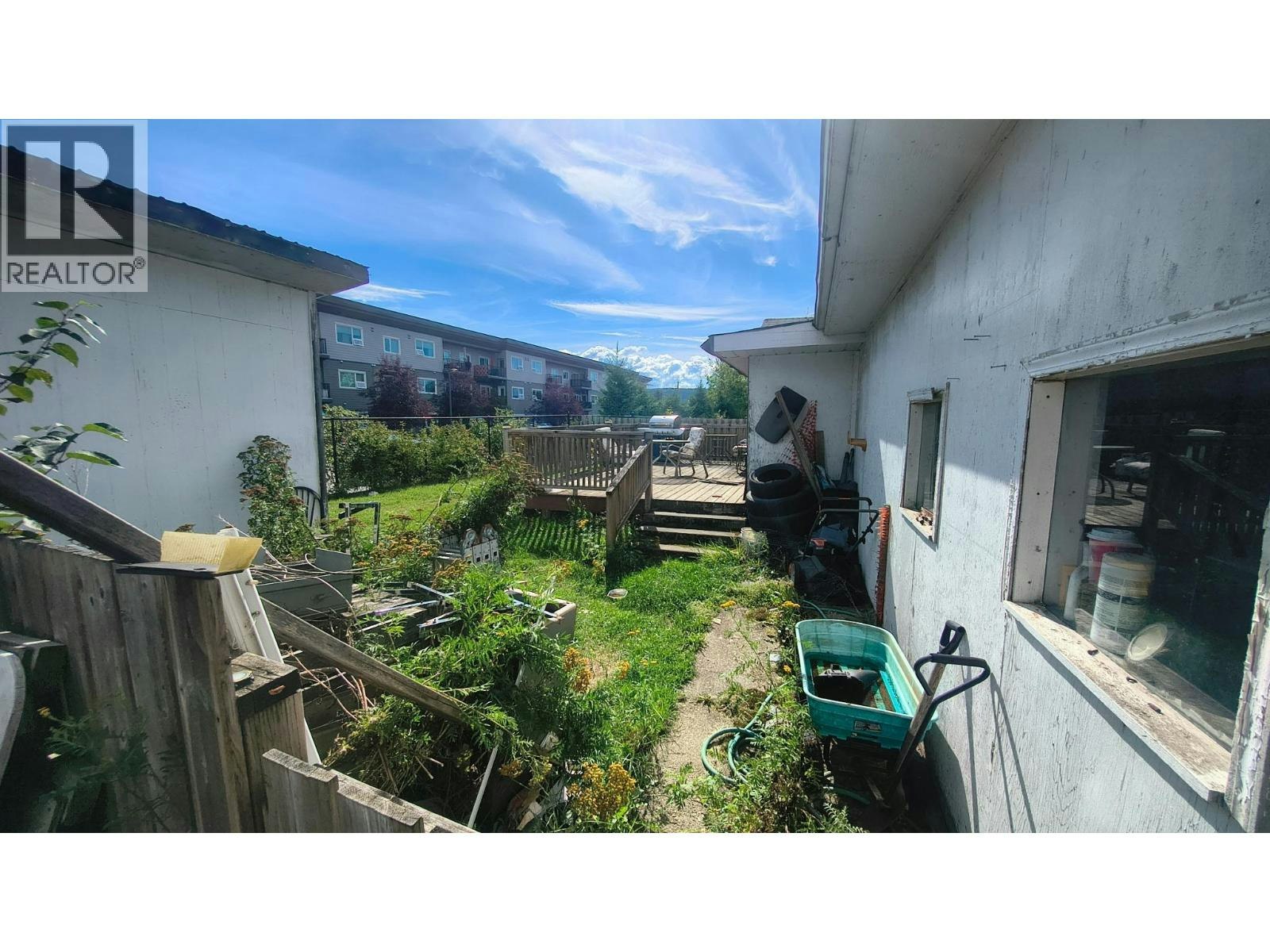 2710 Hall Street, Terrace, BC, V8G 2R7 - 15