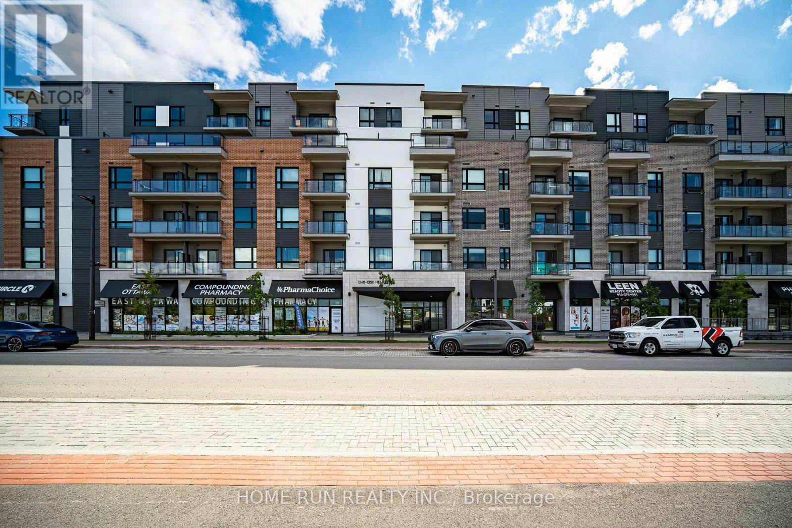 320-1350 Hemlock Road, Ottawa, ON, K1K 5C2