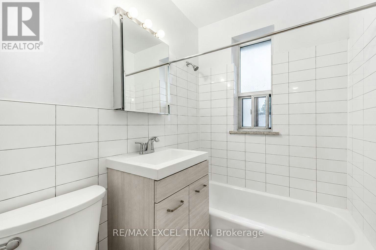 306-156 Kingston Road, Toronto, ON, M4L 1S7 - 24