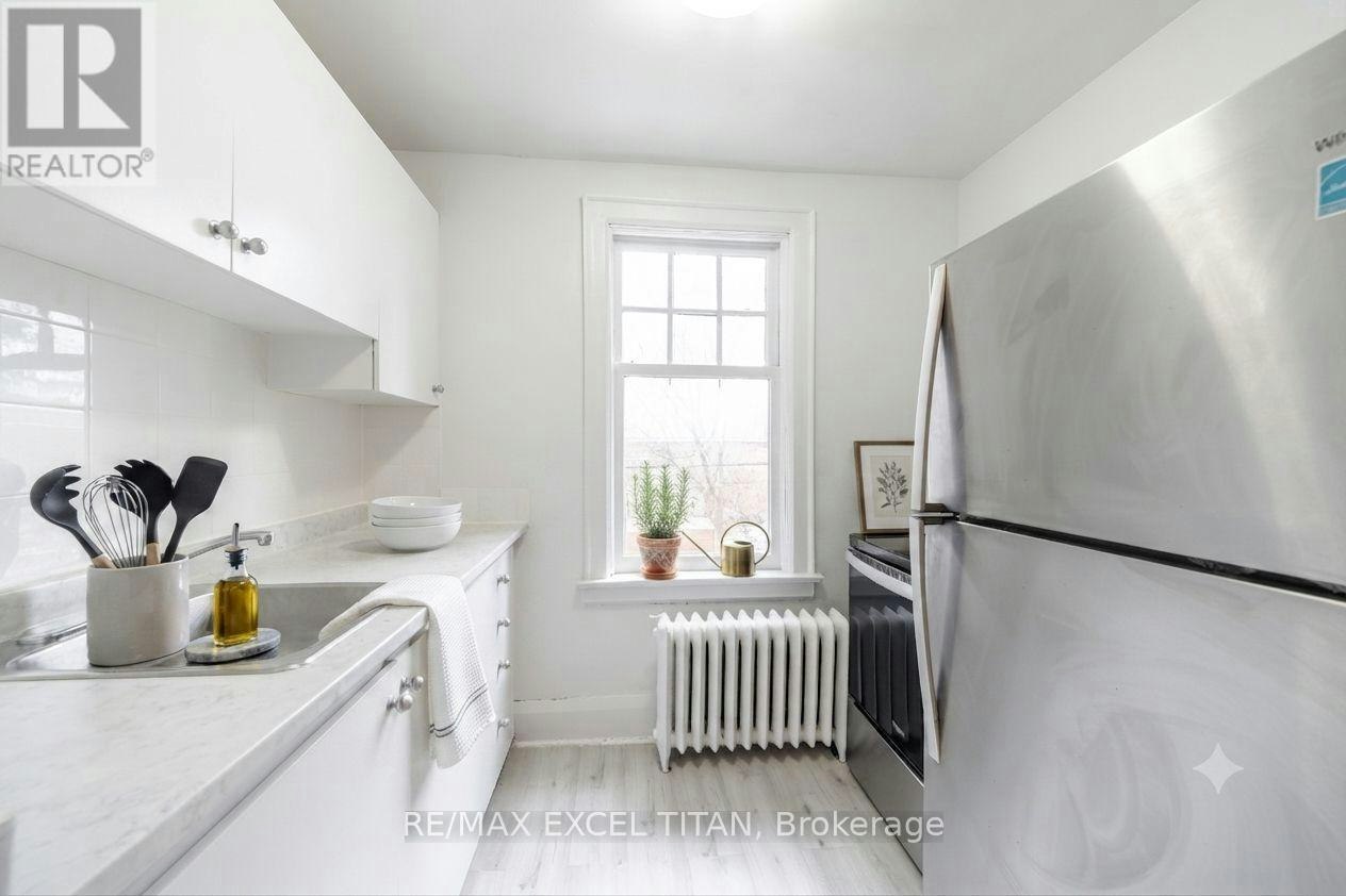 75-12 Kingston Road, Toronto, ON, M4L 1S5 - 7