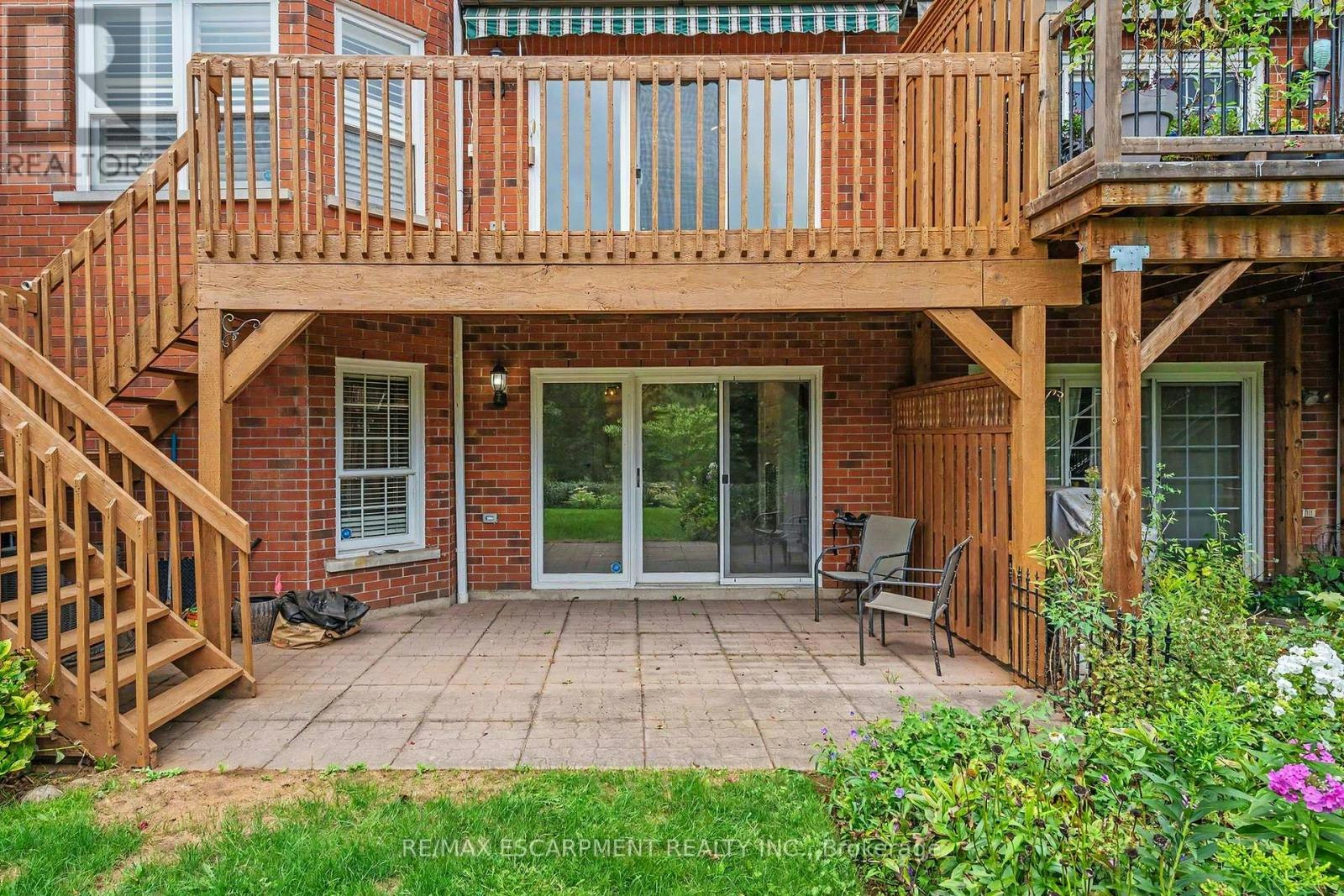 74 Fairwood Place W, Burlington, ON, L7T 4B6 - 50
