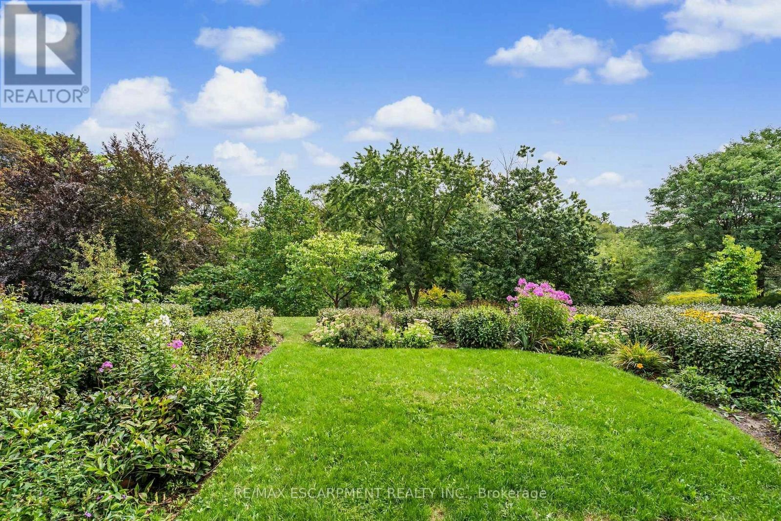 74 Fairwood Place W, Burlington, ON, L7T 4B6 - 45