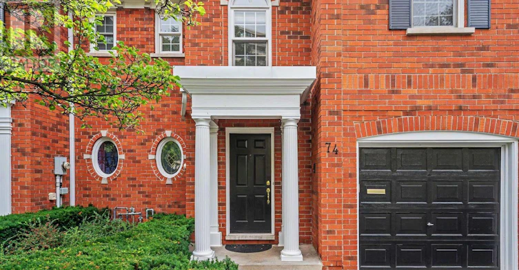 74 Fairwood Place W, Burlington, ON, L7T 4B6 - 3