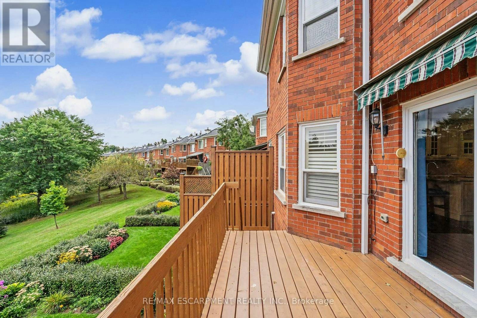 74 Fairwood Place W, Burlington, ON, L7T 4B6 - 49