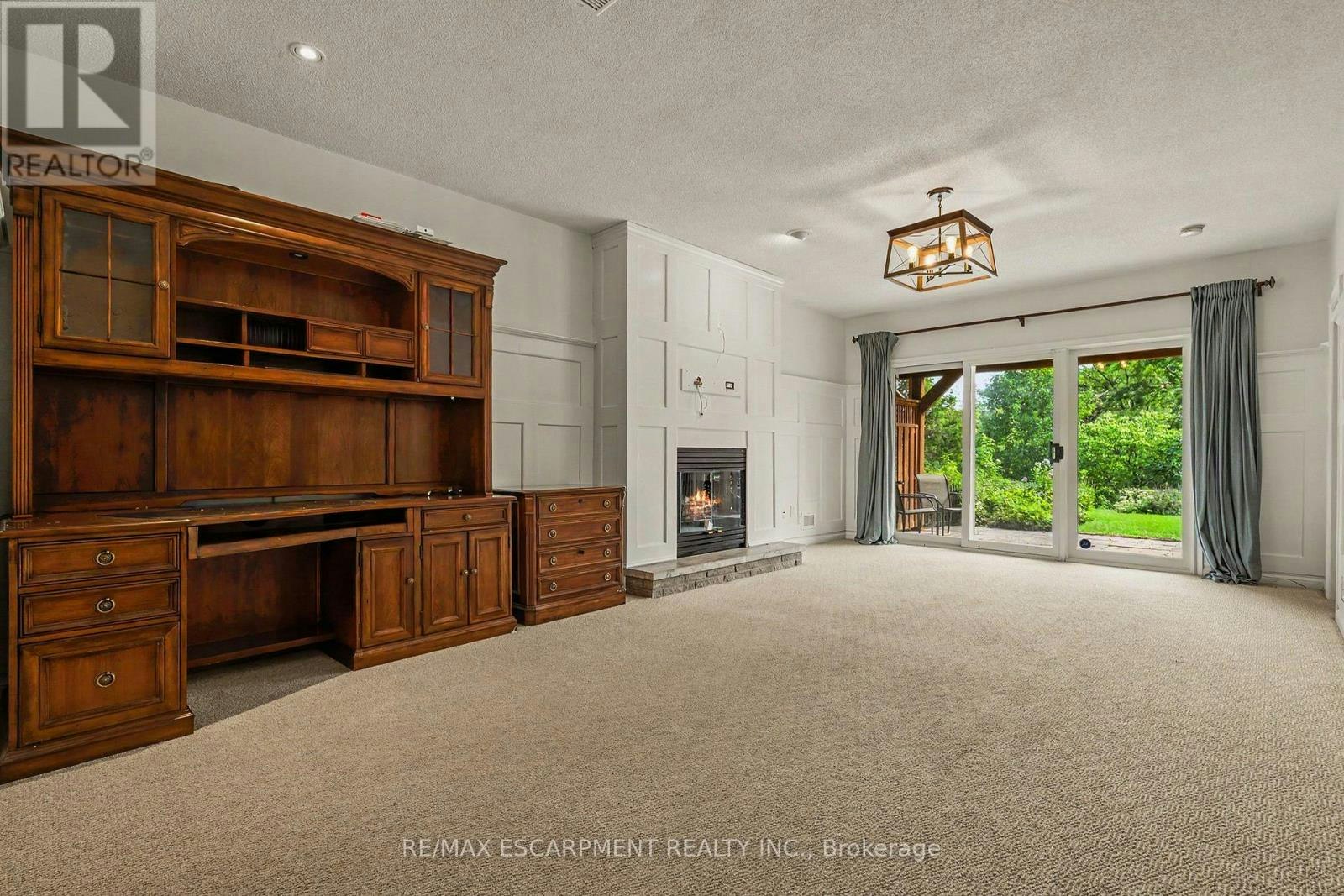 74 Fairwood Place W, Burlington, ON, L7T 4B6 - 33