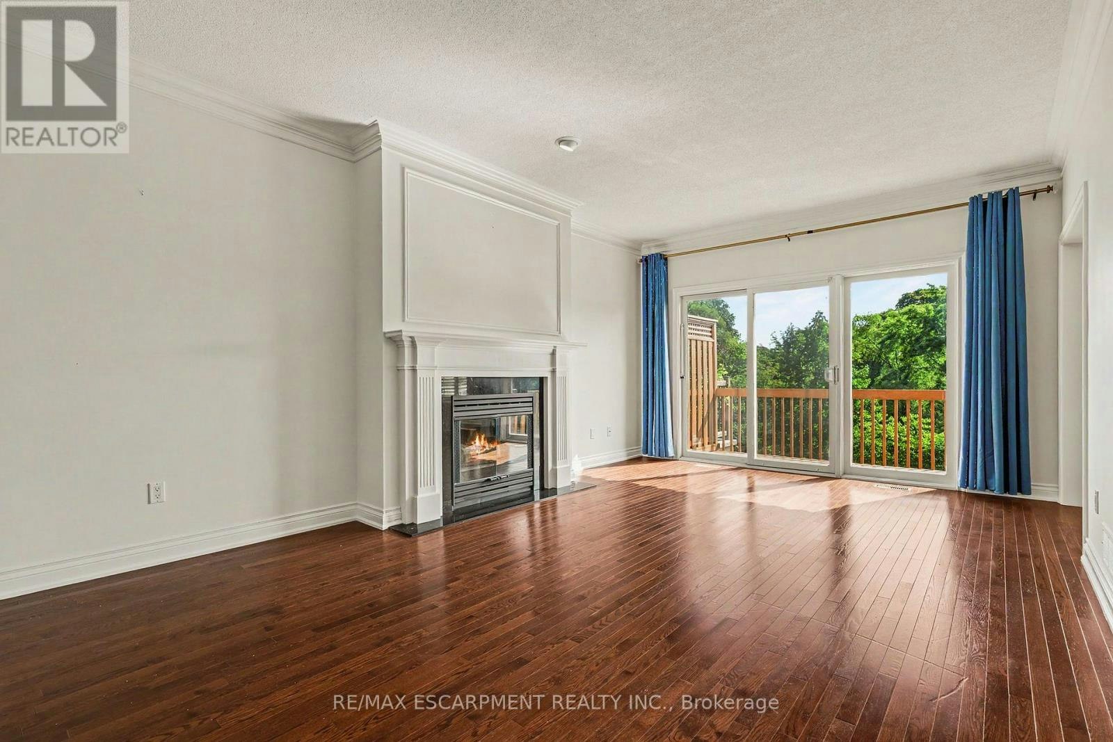 74 Fairwood Place W, Burlington, ON, L7T 4B6 - 6