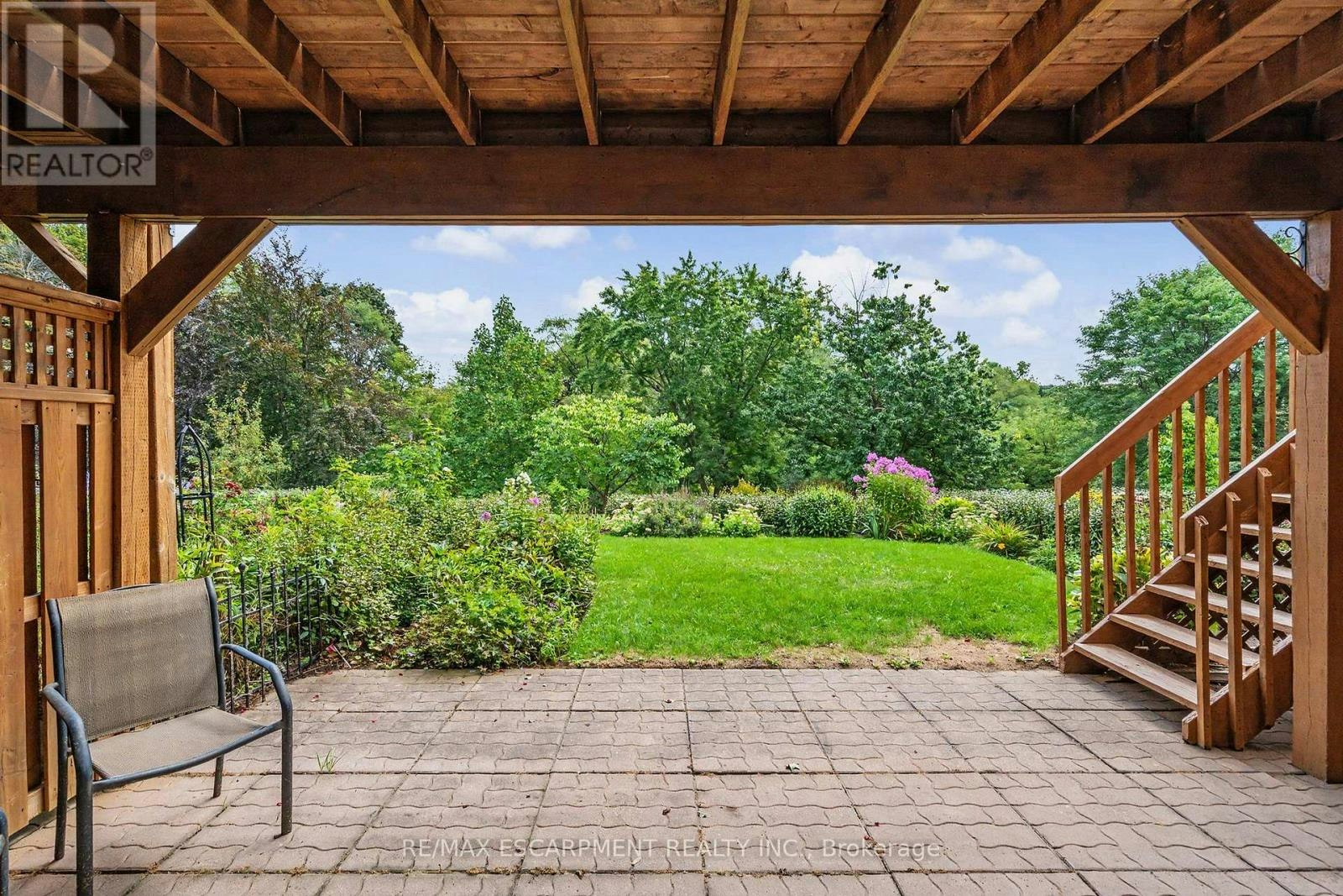 74 Fairwood Place W, Burlington, ON, L7T 4B6 - 44