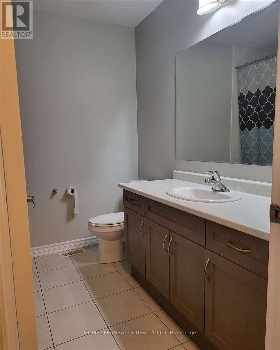 17 Troyer Street, Brampton, ON, L7C 3H1 - 7