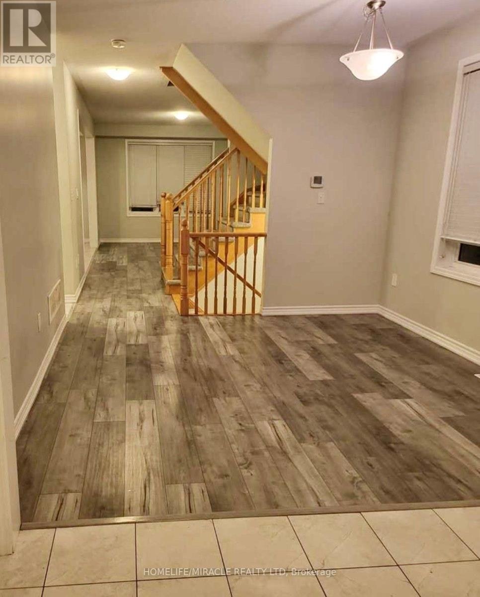 17 Troyer Street, Brampton, ON, L7C 3H1 - 2