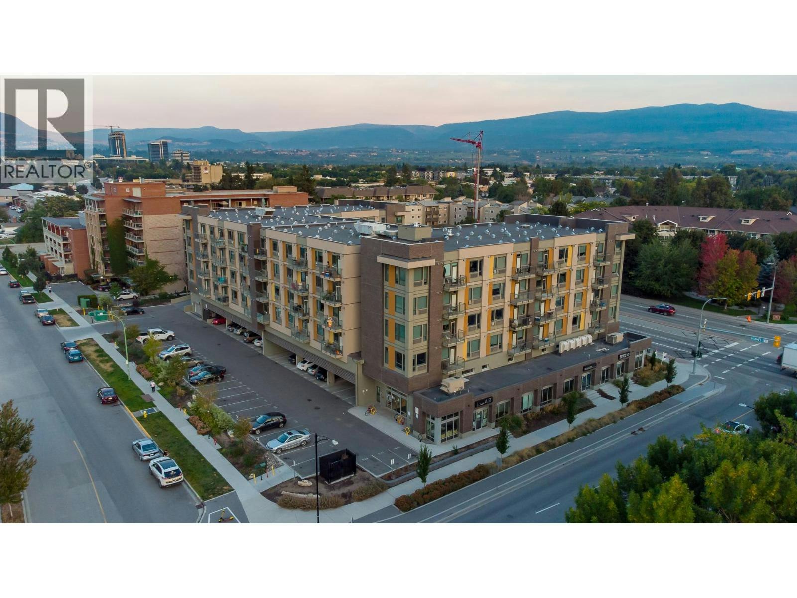 618-925 Leon Avenue, Kelowna, BC, V1Y 0E5