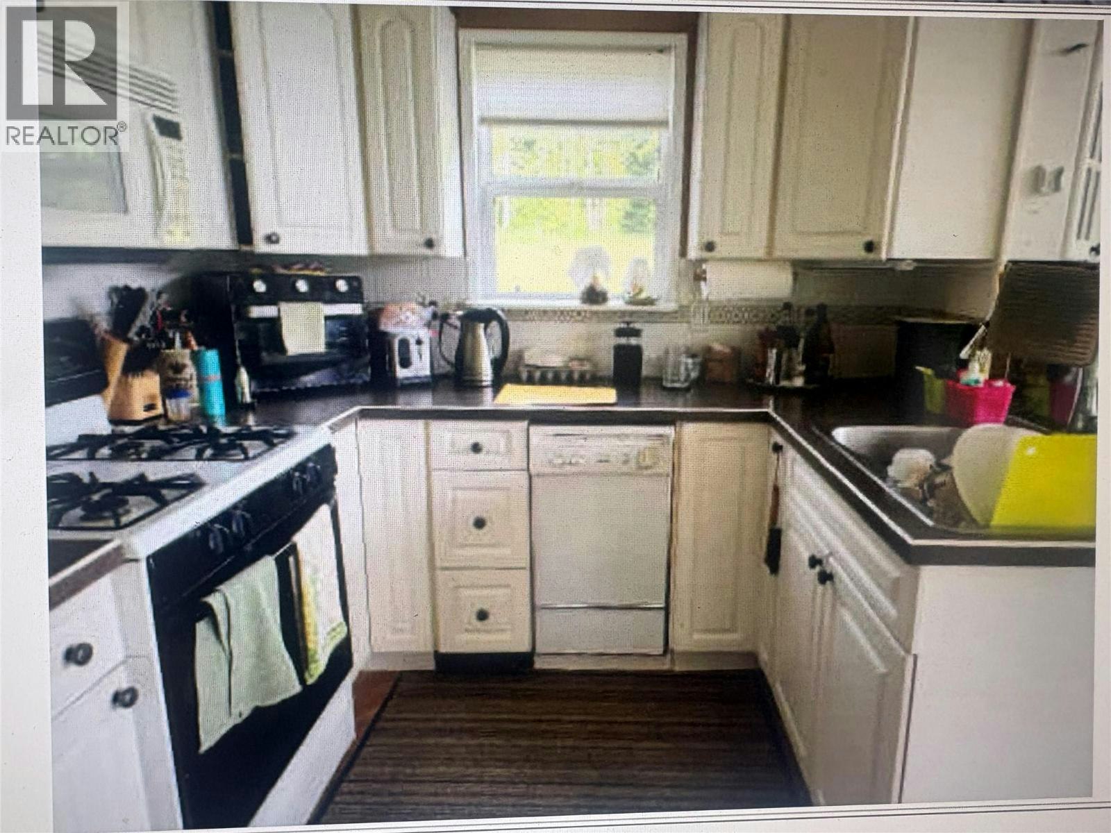1273 Queens Bay Road - 5