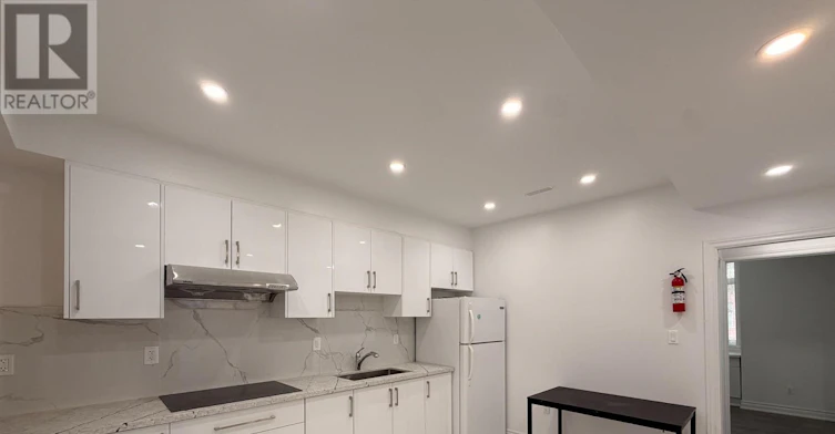 55 Huron Street, Toronto, ON, M5T 2A6 - 4