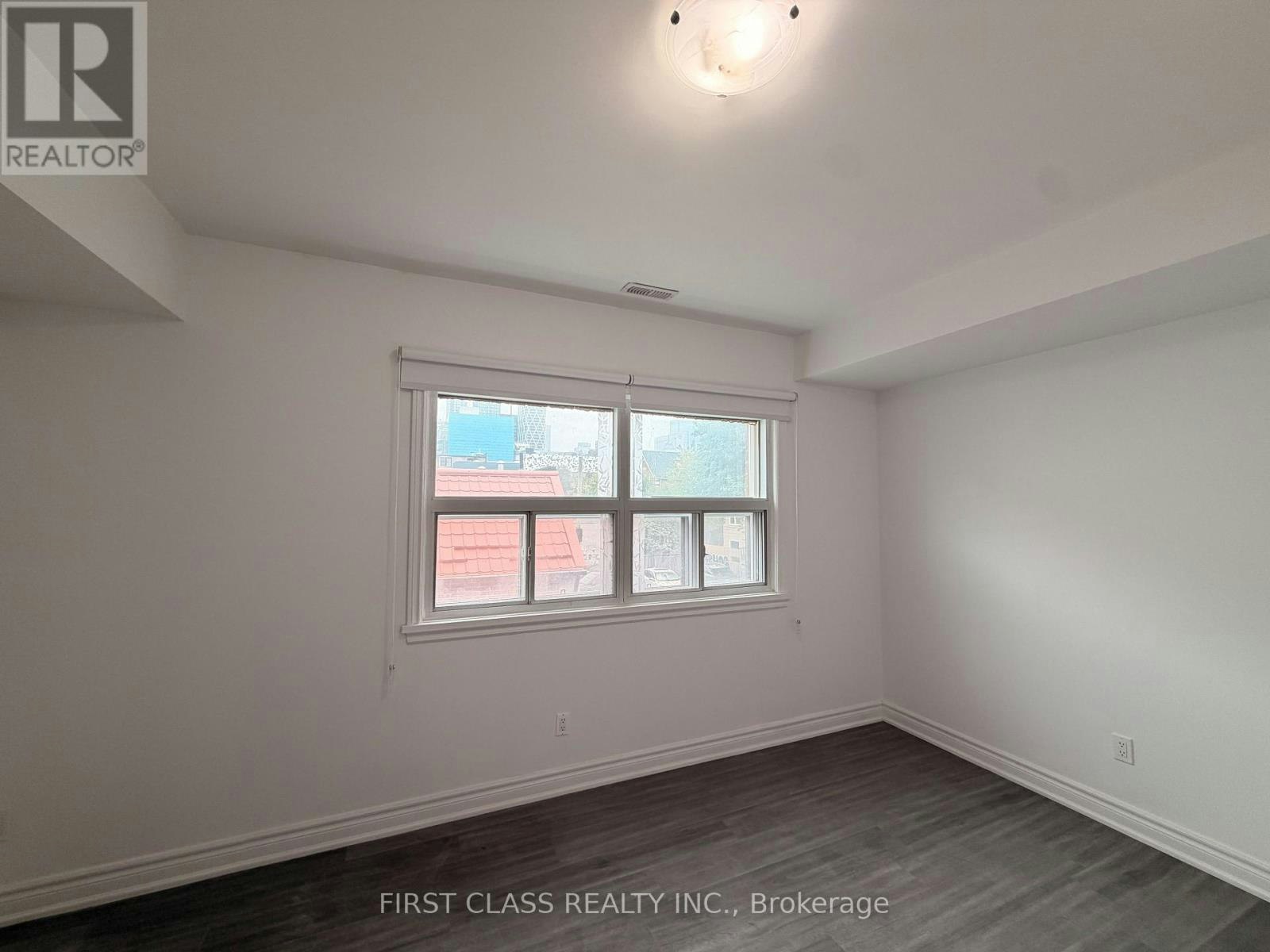 55 Huron Street, Toronto, ON, M5T 2A6 - 11