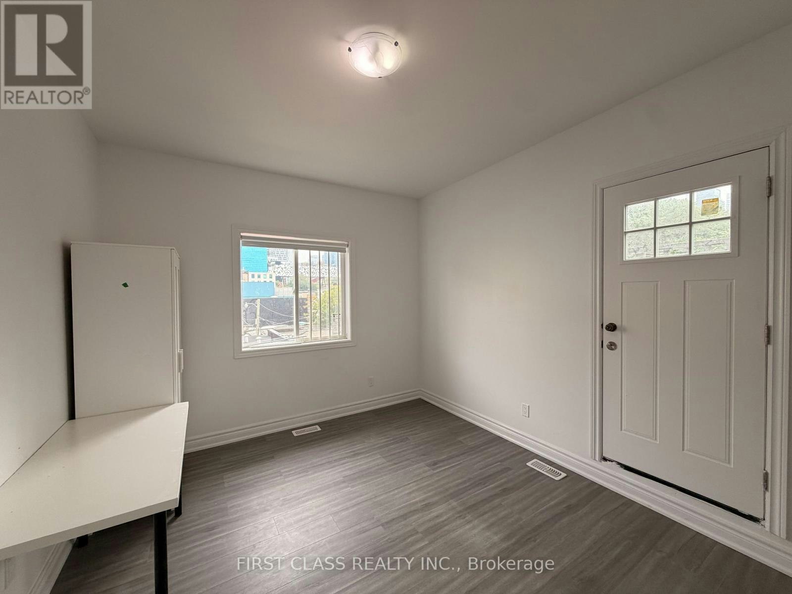 55 Huron Street, Toronto, ON, M5T 2A6 - 17