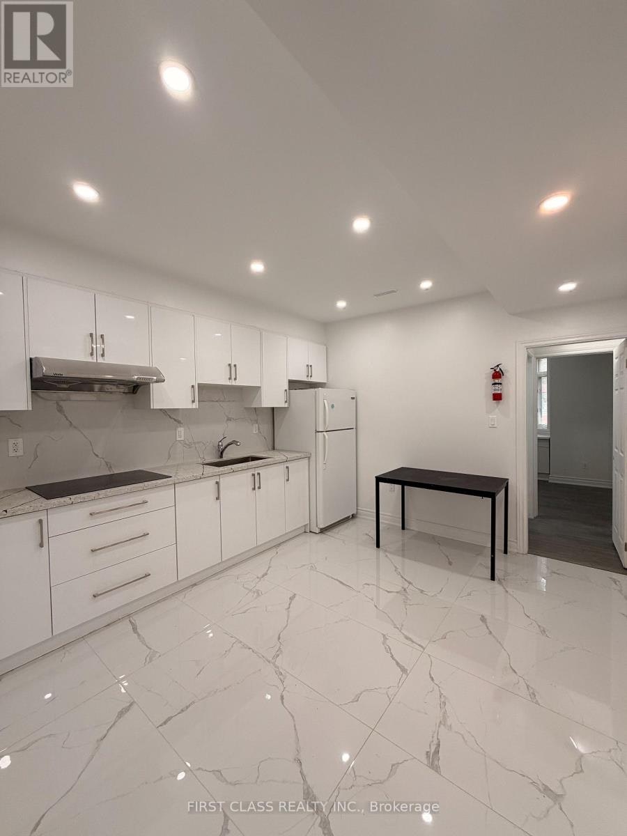 55 Huron Street, Toronto, ON, M5T 2A6 - 5