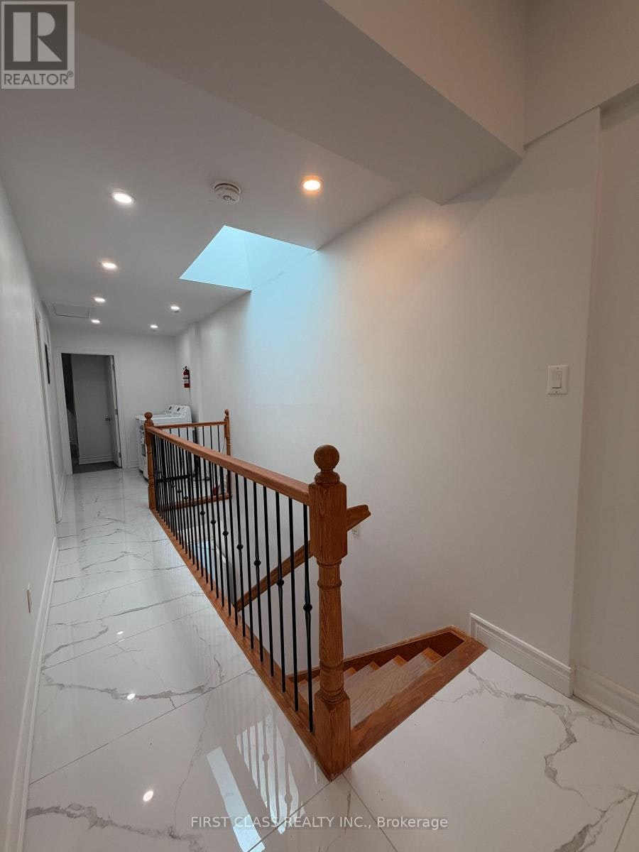 55 Huron Street, Toronto, ON, M5T 2A6 - 15