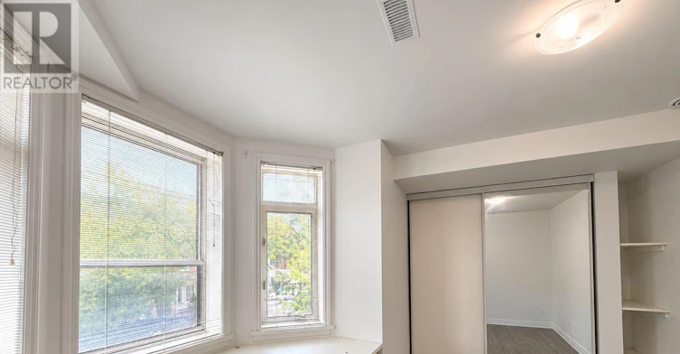 55 Huron Street, Toronto, ON, M5T 2A6 - 7