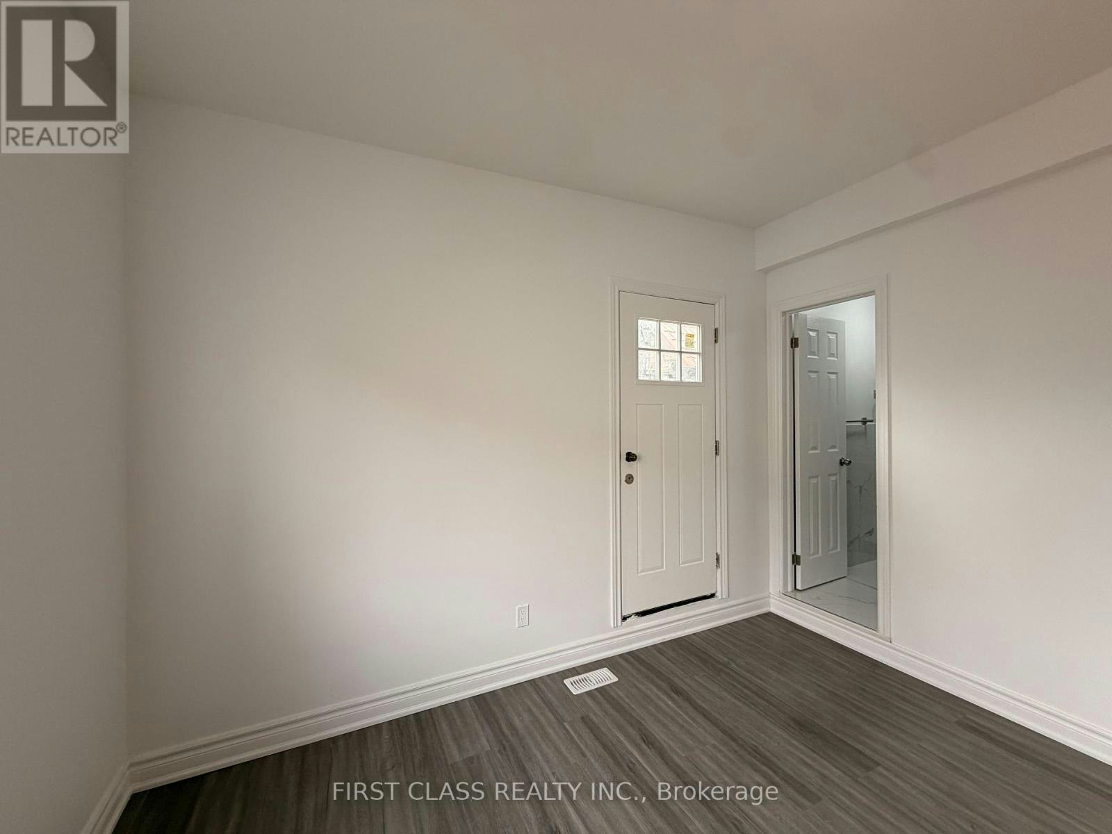 55 Huron Street, Toronto, ON, M5T 2A6 - 33