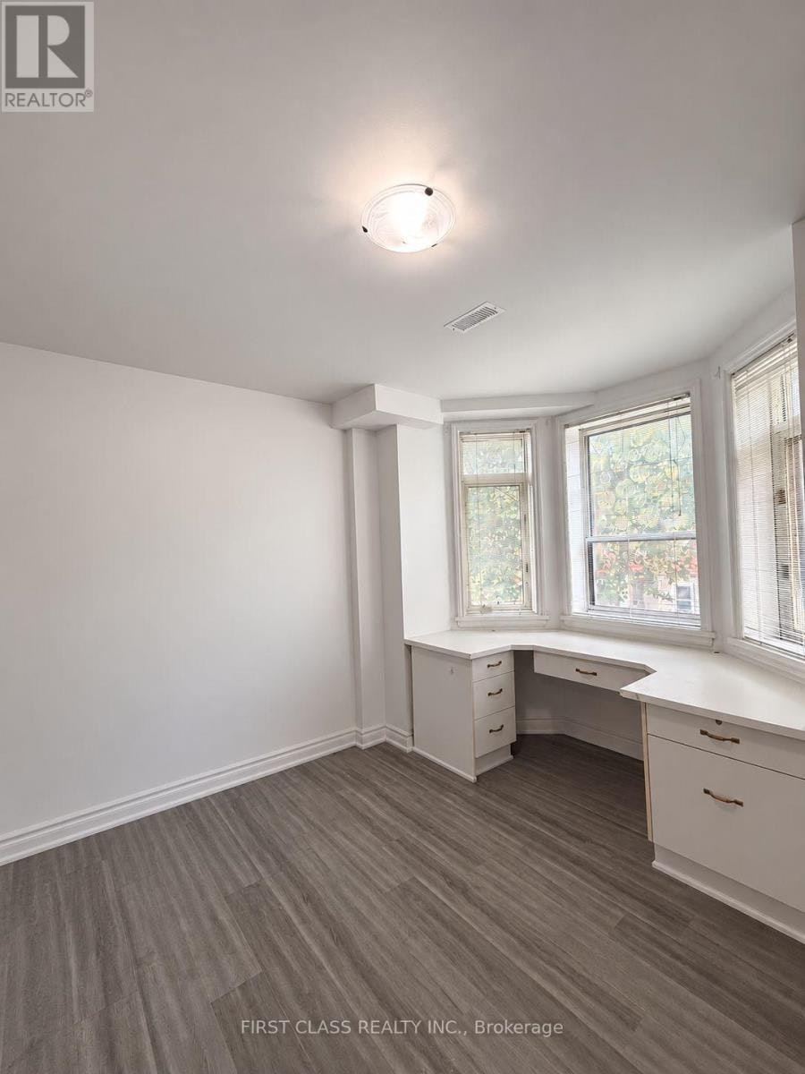 55 Huron Street, Toronto, ON, M5T 2A6 - 6