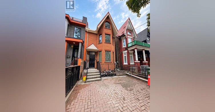 55 Huron Street, Toronto, ON, M5T 2A6 - 2