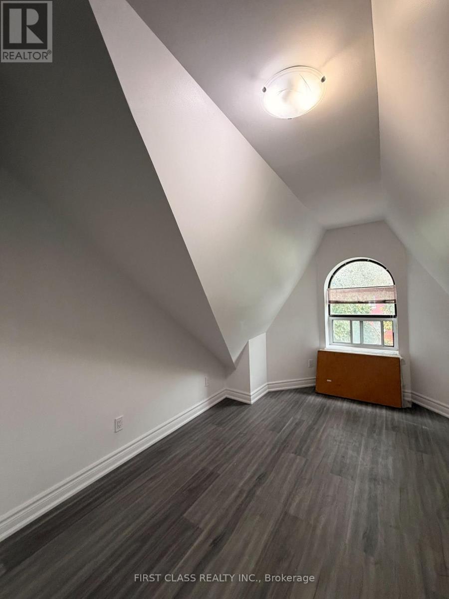 55 Huron Street, Toronto, ON, M5T 2A6 - 36