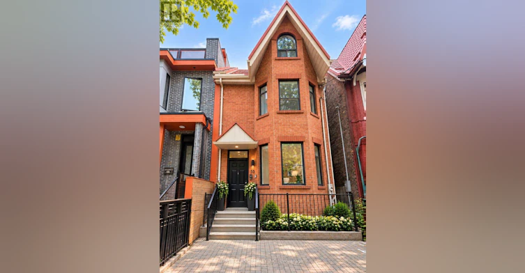 55 Huron Street, Toronto, ON, M5T 2A6