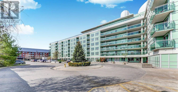 1-103 60 Room Fairfax Crescent, Toronto, ON, M1L 0E1 - 2