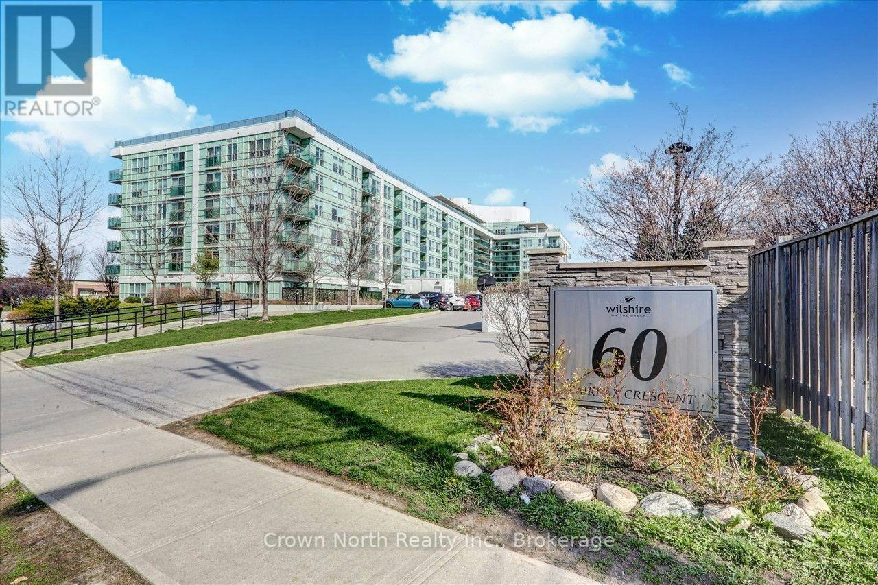 1-103 60 Room Fairfax Crescent, Toronto, ON, M1L 0E1