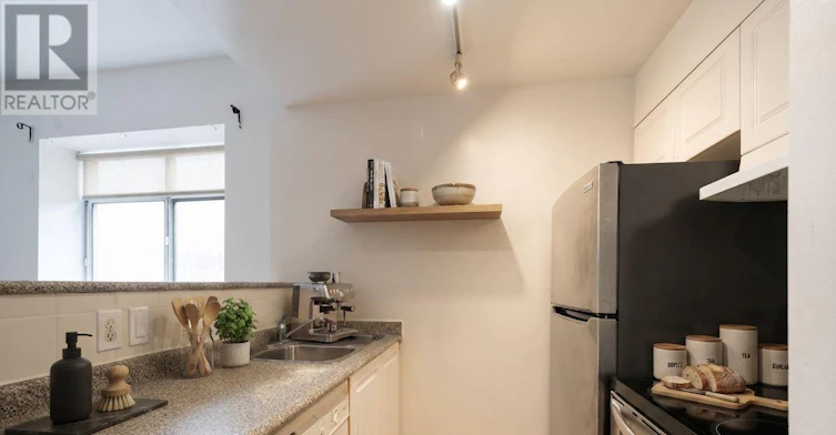 204-1407 Dupont Street, Toronto, ON, M6H 4J7 - 3