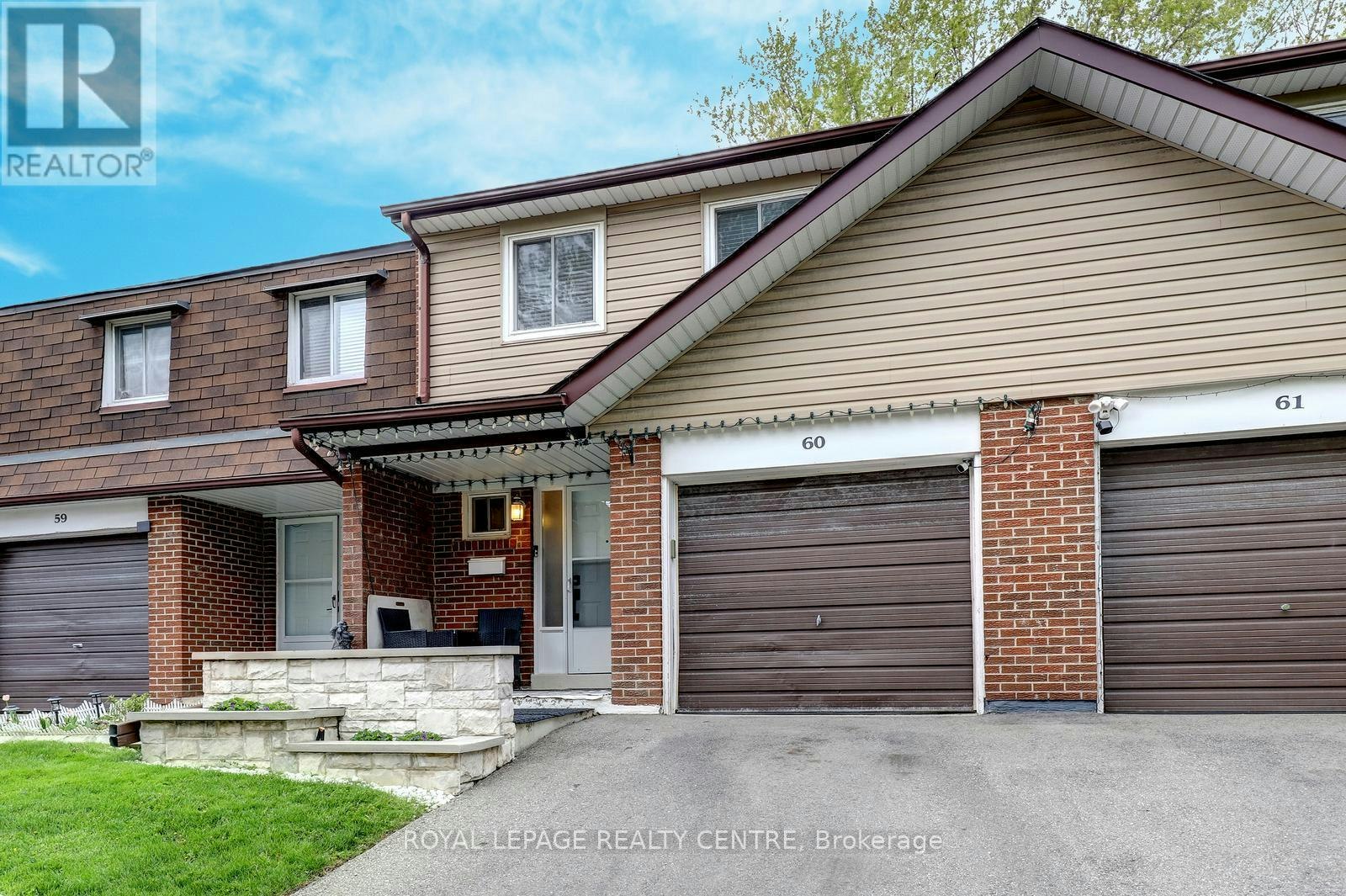 60-3025 Cedarglen Gate, Mississauga, ON, L5C 2V7