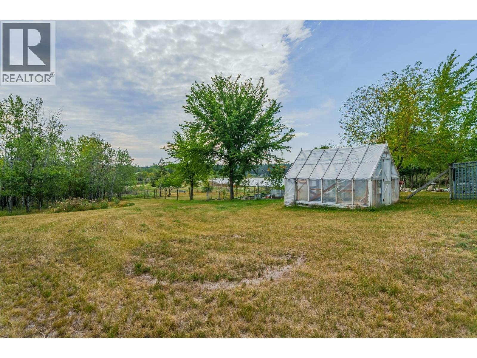 5355 Annaham Crescent, 108 Mile Ranch, BC, V0K 2Z0 - 39