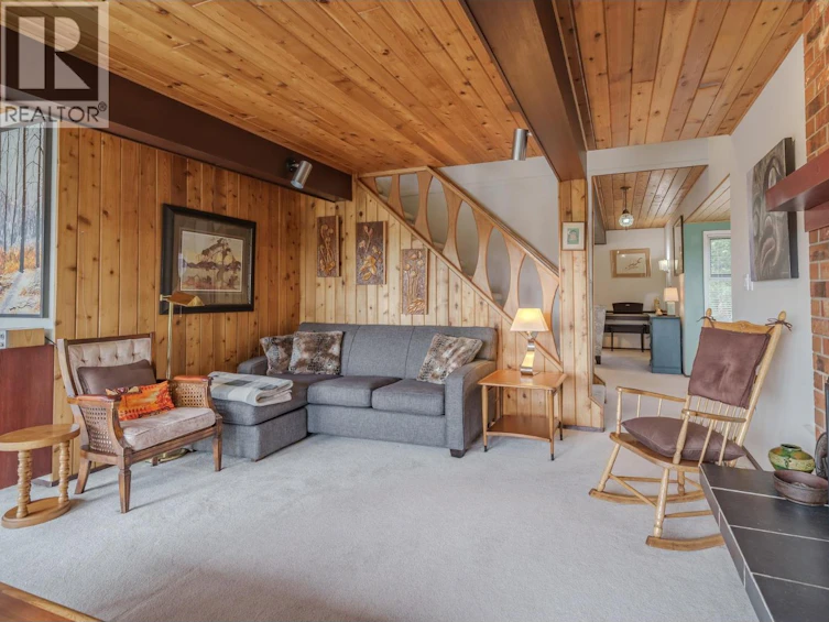 5355 Annaham Crescent, 108 Mile Ranch, BC, V0K 2Z0 - 7