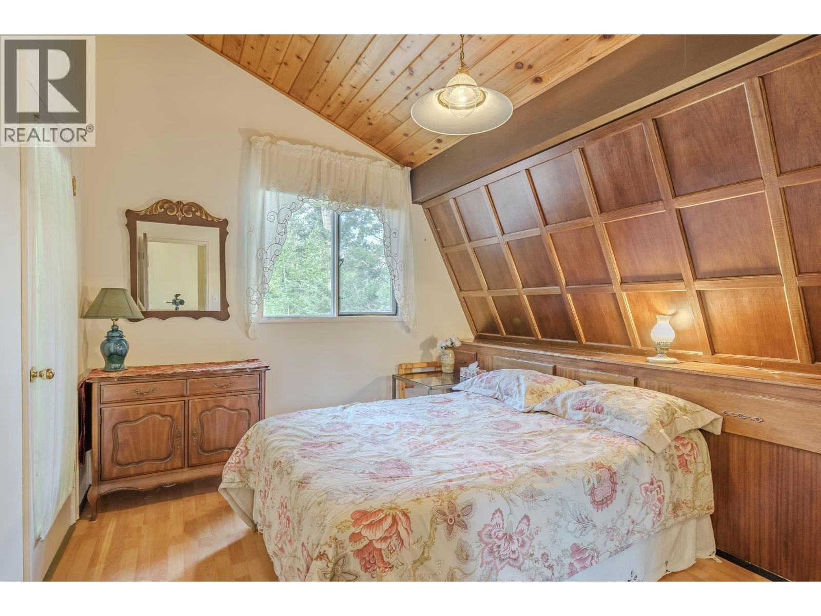 5355 Annaham Crescent, 108 Mile Ranch, BC, V0K 2Z0 - 22