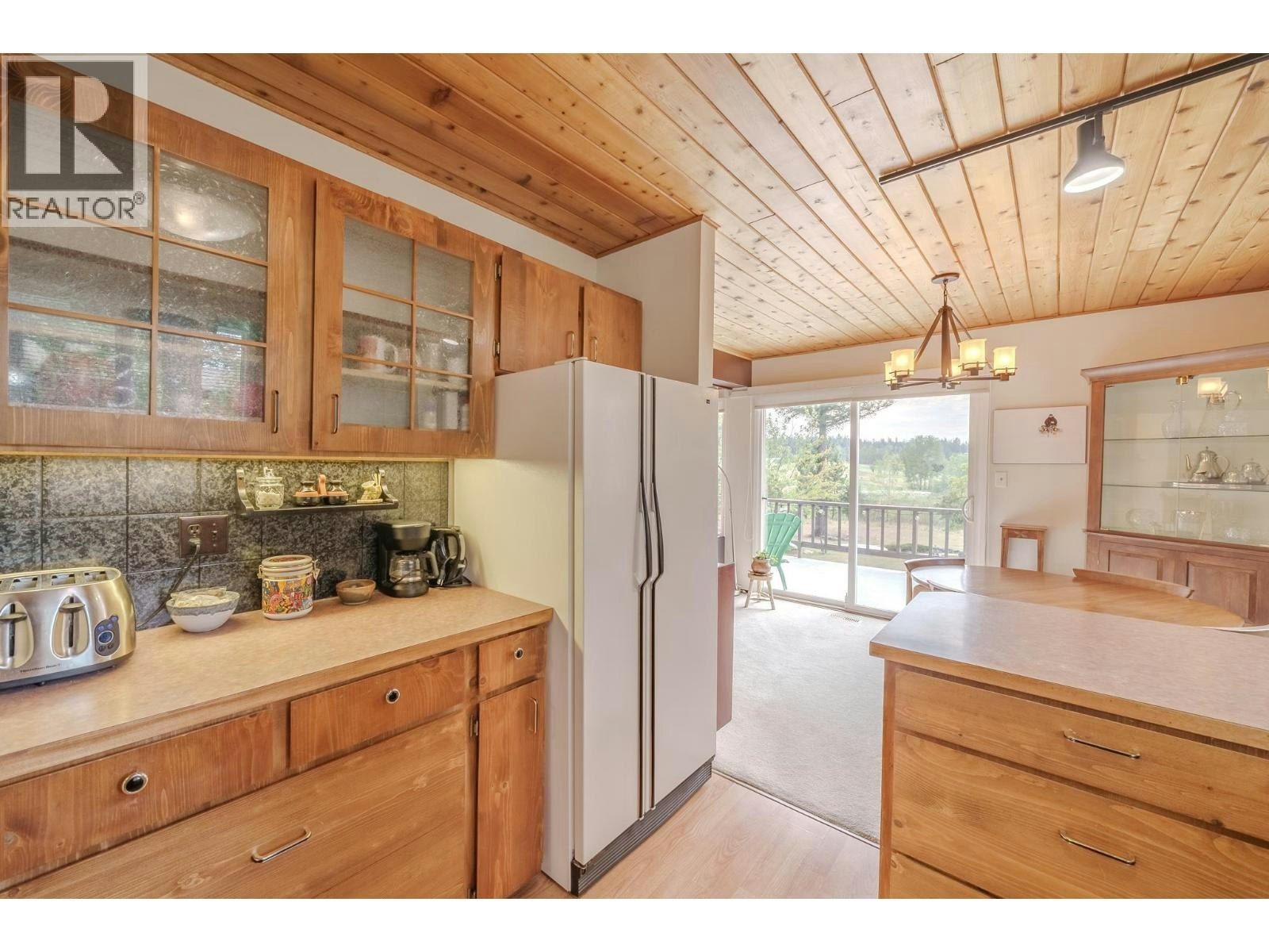 5355 Annaham Crescent, 108 Mile Ranch, BC, V0K 2Z0 - 14
