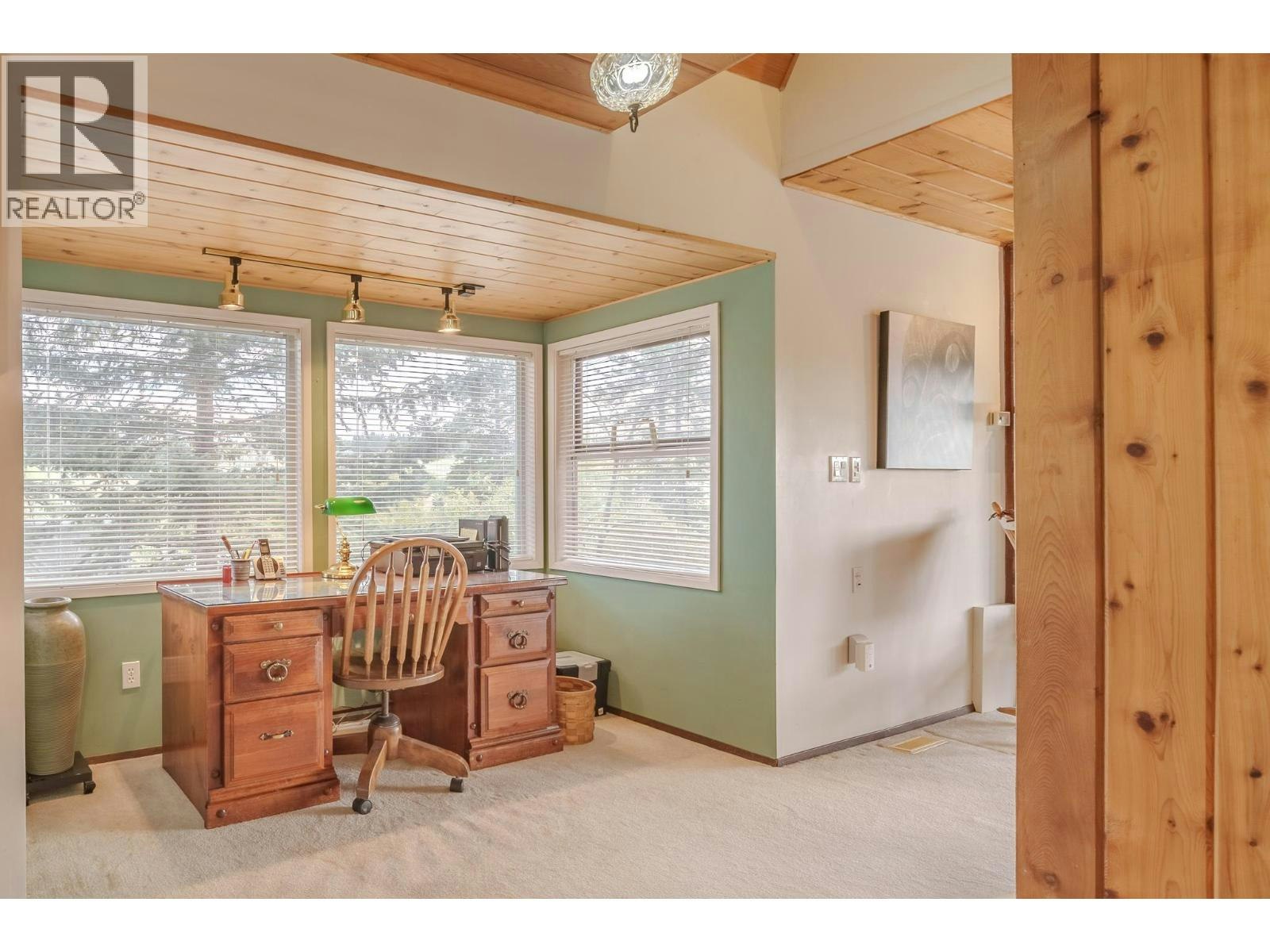 5355 Annaham Crescent, 108 Mile Ranch, BC, V0K 2Z0 - 11