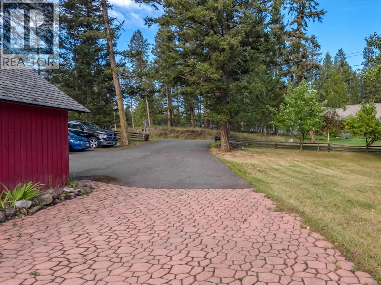 5355 Annaham Crescent, 108 Mile Ranch, BC, V0K 2Z0 - 31