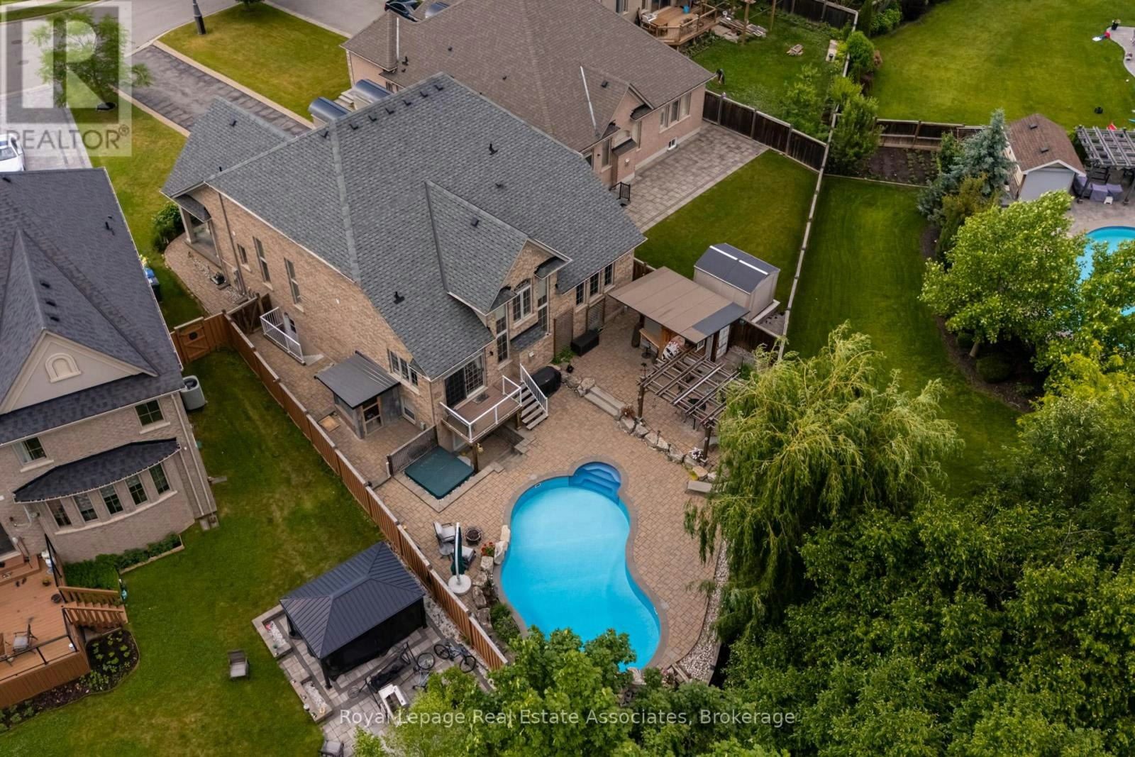 20 Cannington Crescent, Brampton, ON, L6X 0W6