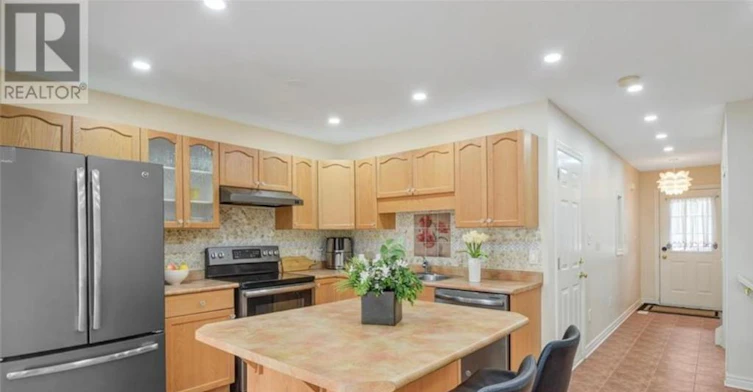 6260 Ash Street, Niagara Falls, ON, L2G 2H5 - 6