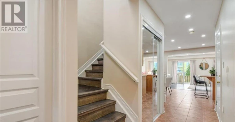 6260 Ash Street, Niagara Falls, ON, L2G 2H5 - 5