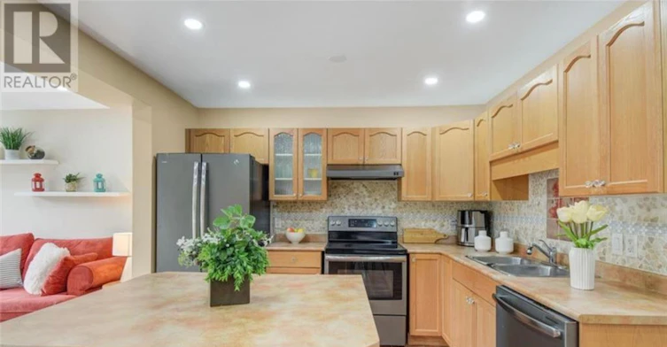 6260 Ash Street, Niagara Falls, ON, L2G 2H5 - 7