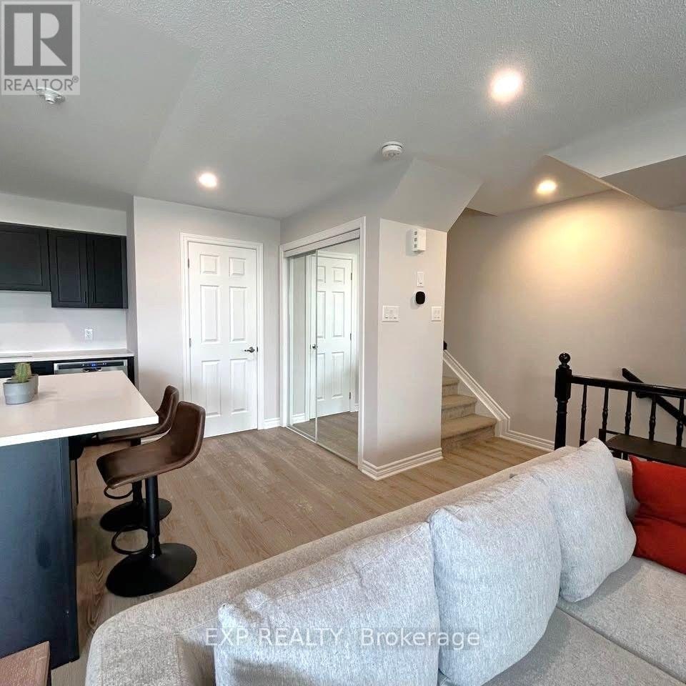 720 Lapland Private, Ottawa, ON, K2V 0S4 - 10
