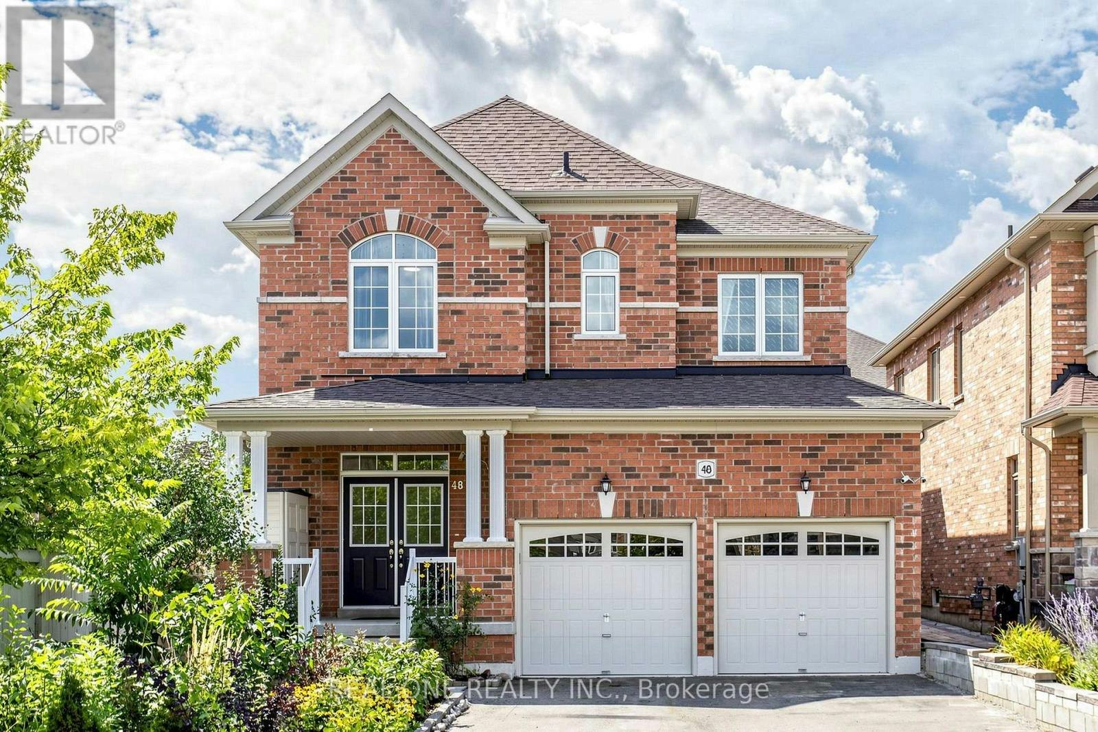 48 Lanark Street, Bradford West Gwillimbury, ON, L3Z 0W7