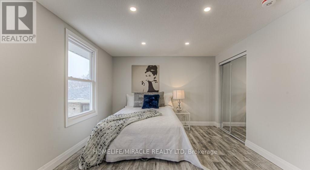 152 Overlea Drive, Kitchener, ON, N2M 1T3 - 13