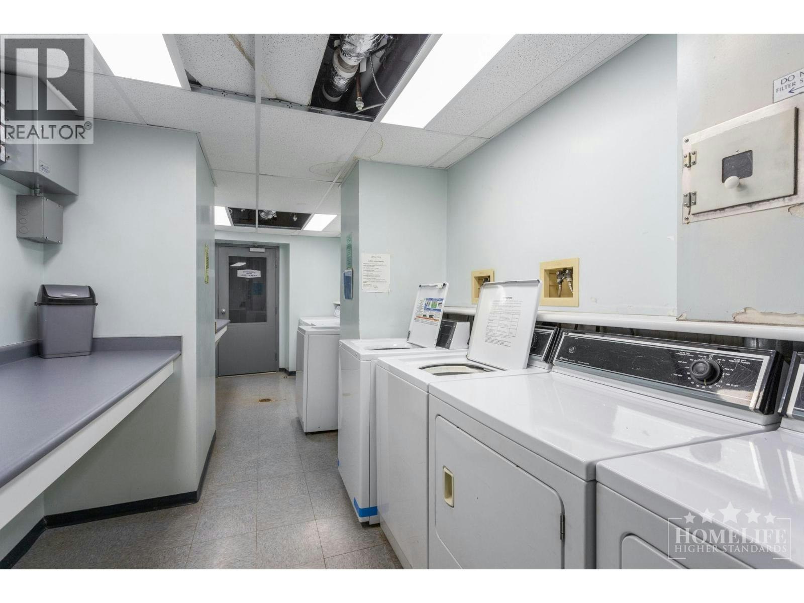309-989 Nelson Street, Vancouver, BC, V6Z 2S1 - 16